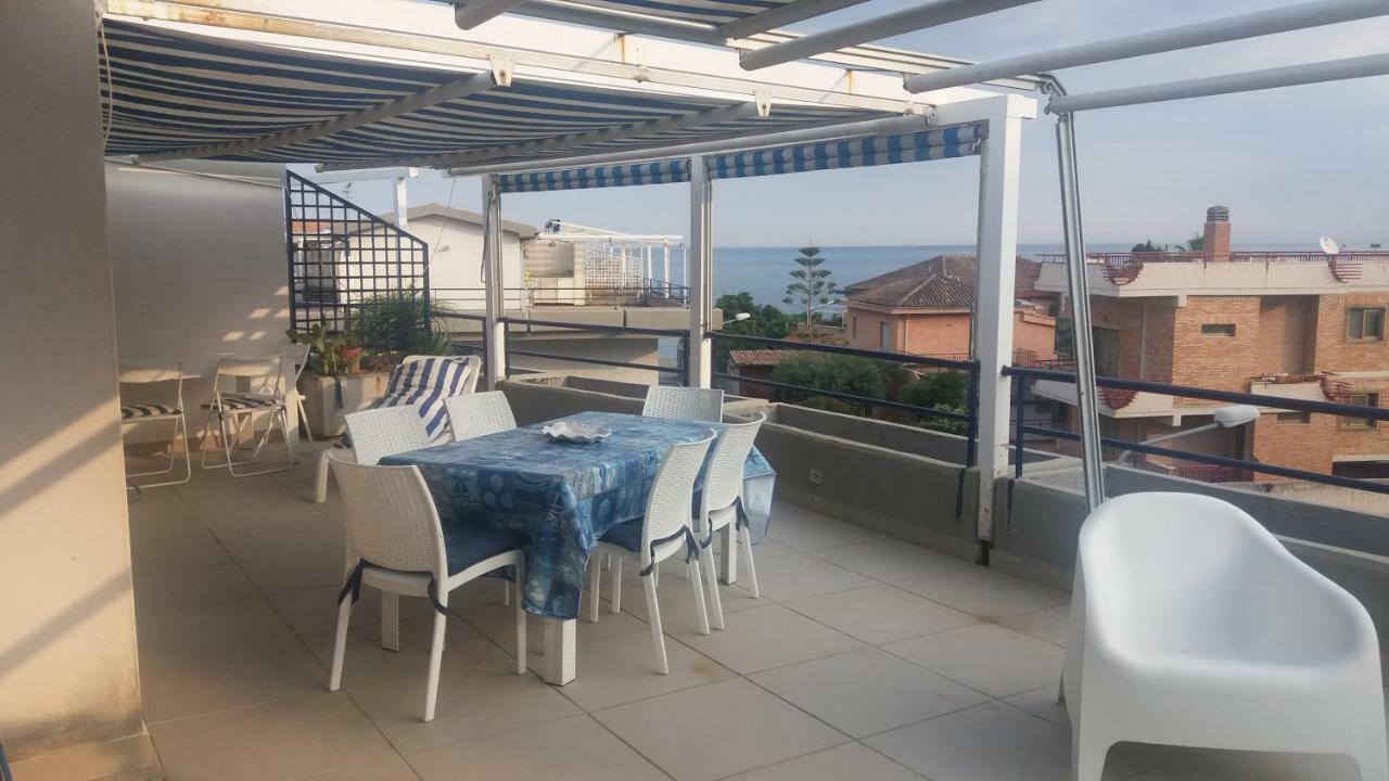 Ipanema Suite Giardini Naxos Eksteriør billede